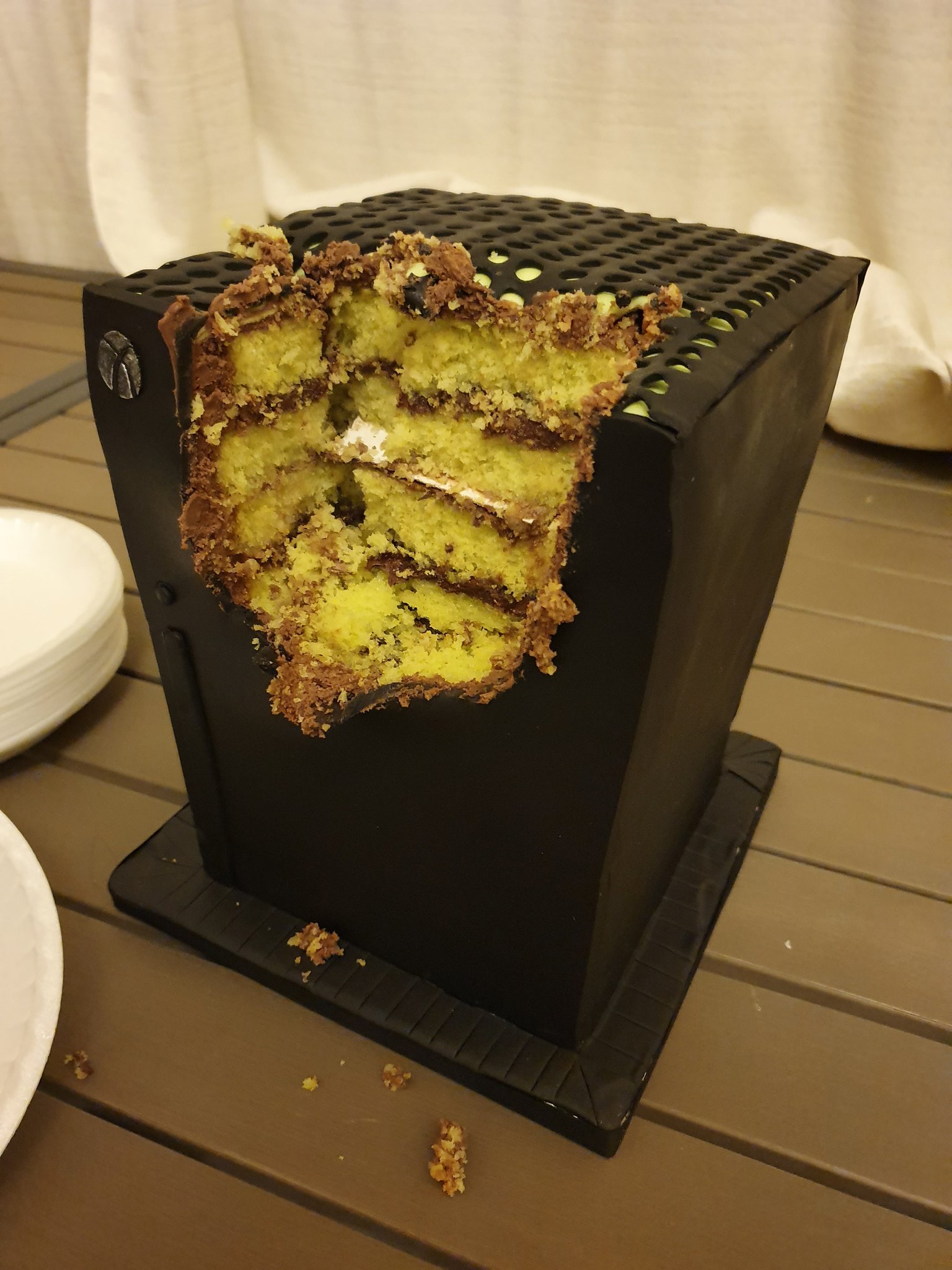 Xbox Series X Cake Made by Evilworld3 - AMD3D